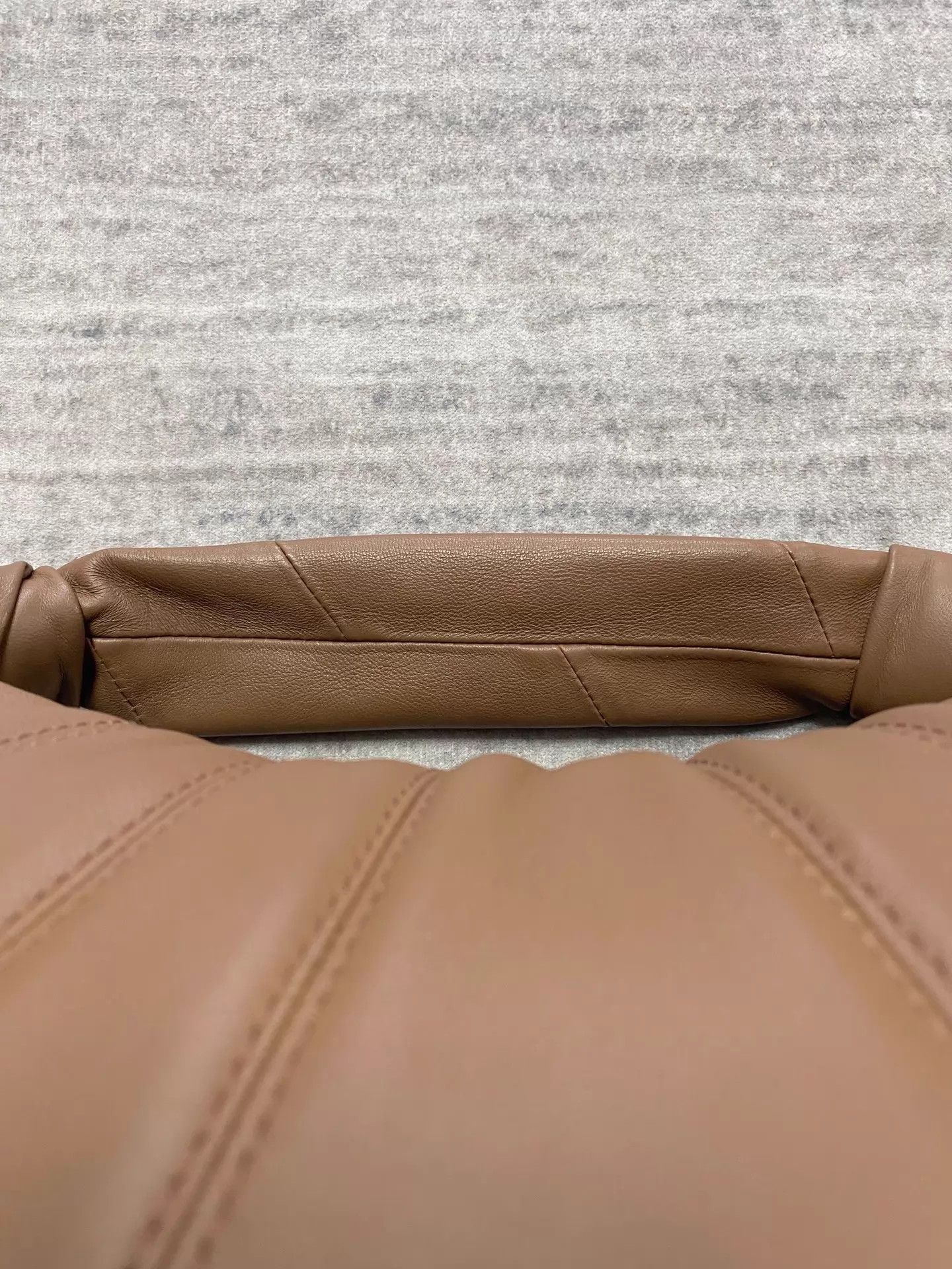 Lemaire Lemaire Fortune Croissant Mini Hobo O.Brown 10/10 Size ONE SIZE - 4 Thumbnail