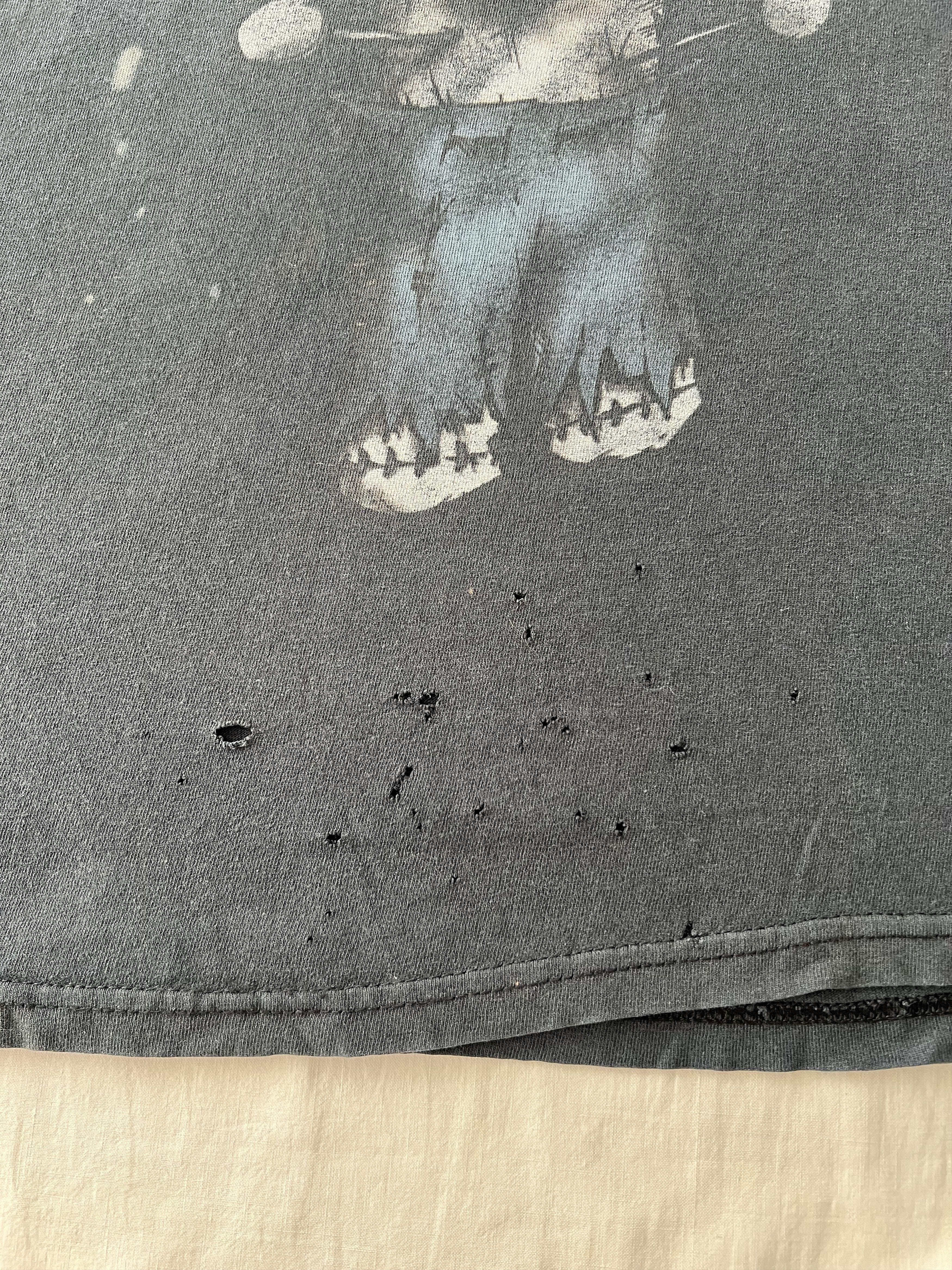 Band Tees Vintage 2000s Korn Rock Band Thrashed Faded Black T-shirt Size US XL / EU 56 / 4 - 7 Thumbnail