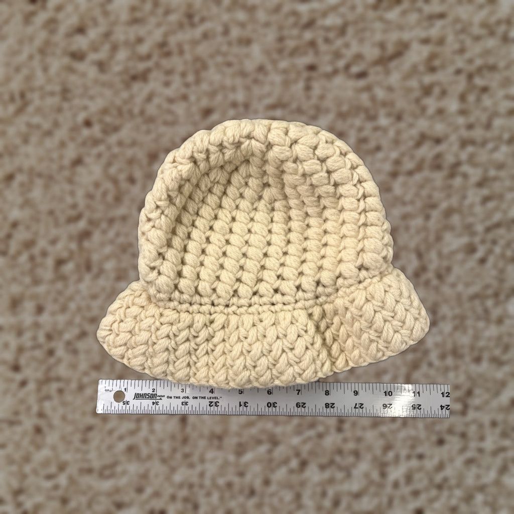 Vintage Handmade Ivory Knit Bucket Beanie Womens One Size Crochet Outdoor Hat Size ONE SIZE - 1 Thumbnail