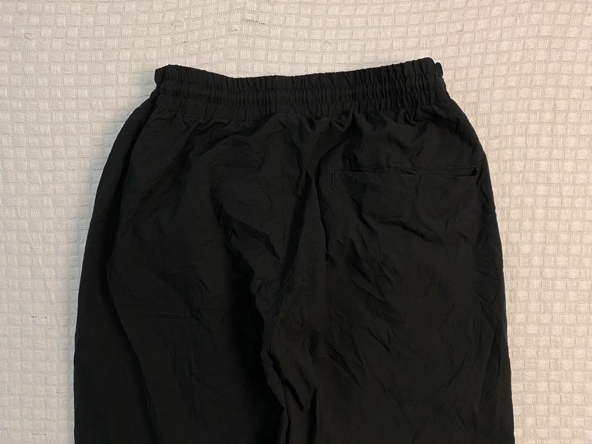 New Era NEW ERA BAGGY NYLON TRACK PANTS Y2K Size US 30 / EU 46 - 8 Thumbnail