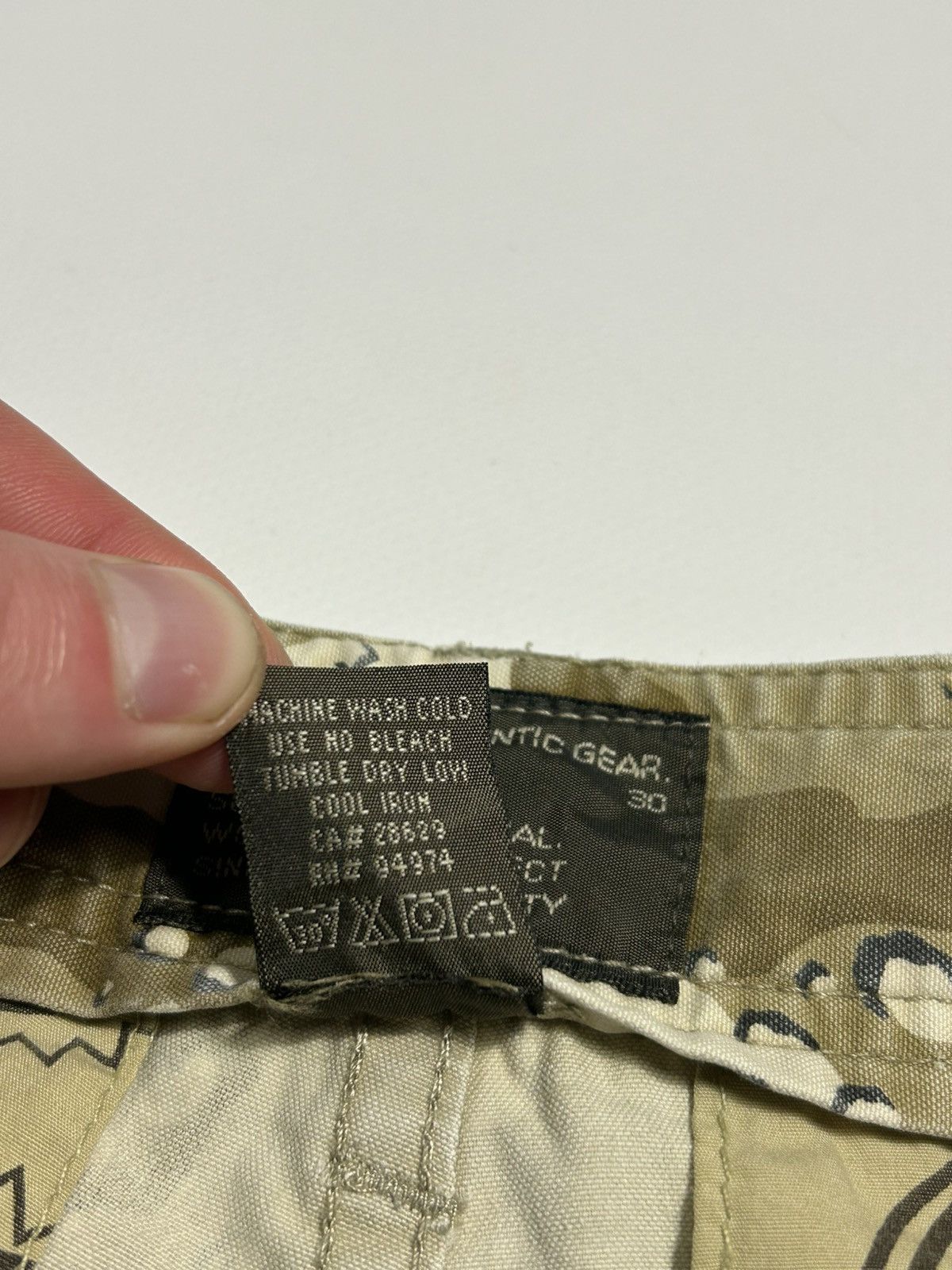 Stussy × Vintage Stussy Vintage Cargo Shorts Camo Mens Size 30 Size US 30 / EU 46 - 11 Thumbnail