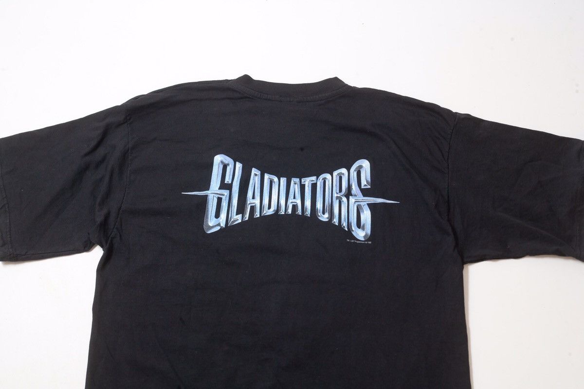 Vintage Vintage 1992 Gladiators Logo T-Shirt British TV Series Size US XL / EU 56 / 4 - 6 Thumbnail
