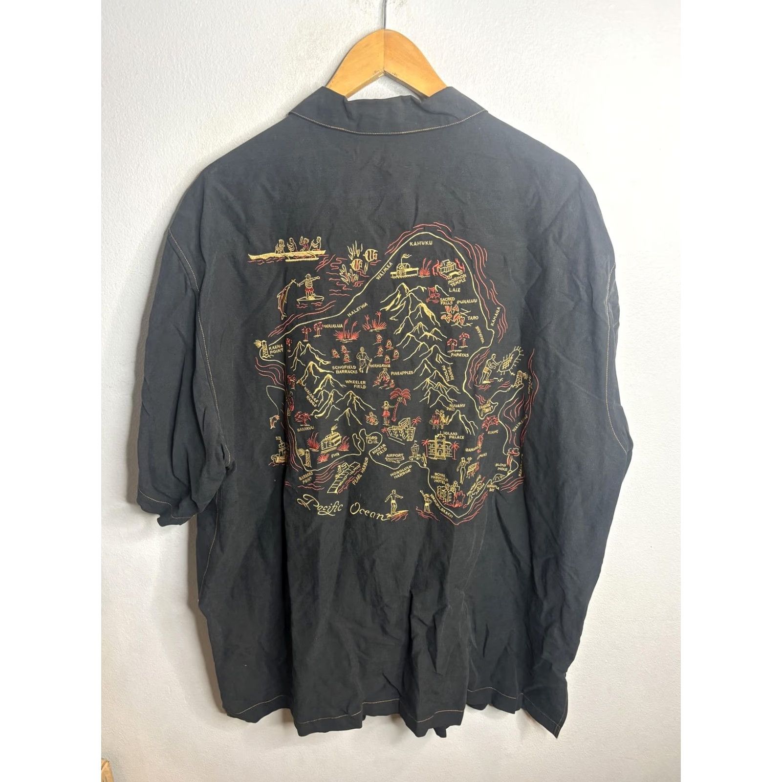 Tori Richard Tori Richard Honolulu Shirt Mens 2XL Black Camp Aloha Hawaiian Oahu Map Print Shirt Size US XXL / EU 58 / 5 - 2 Thumbnail