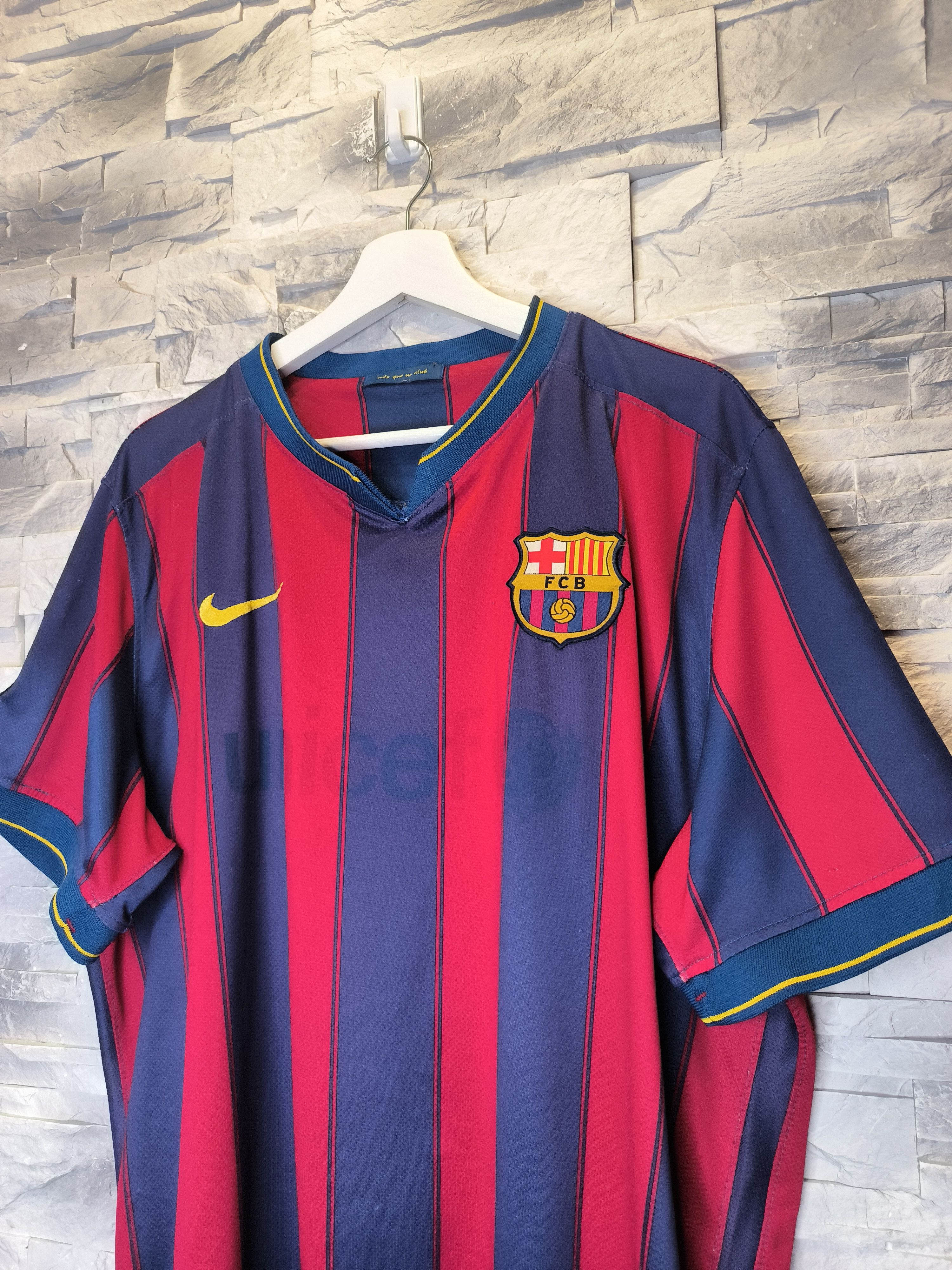 Nike Vintage Nike FC Barcelona Messi Jersey Shirt 2009/2010 Size US XL / EU 56 / 4 - 2 Thumbnail