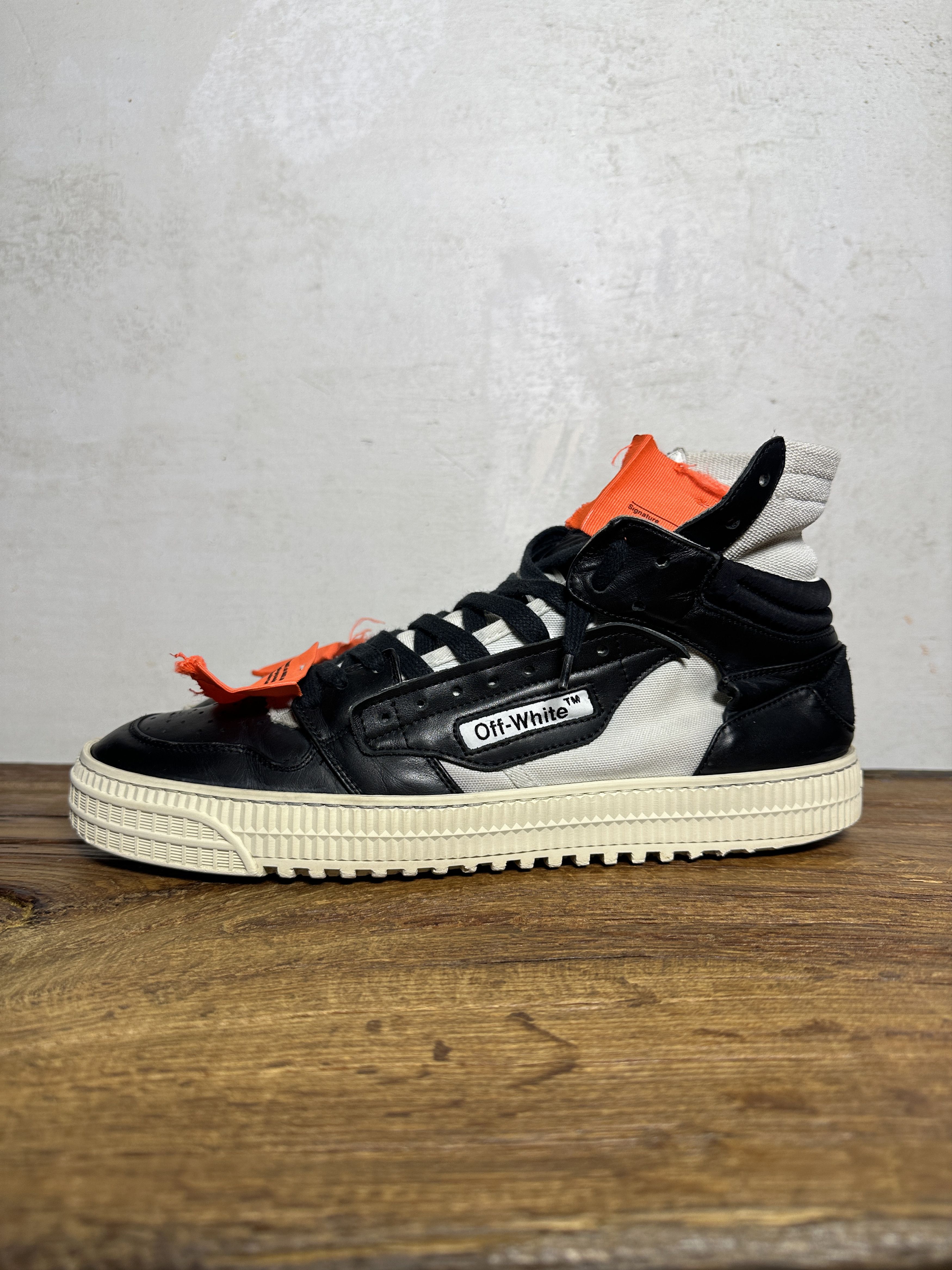 Off-White Off-White Off-White Off Court 3.0 High Top Sneakers Size US 11 / EU 44 - 1 Thumbnail