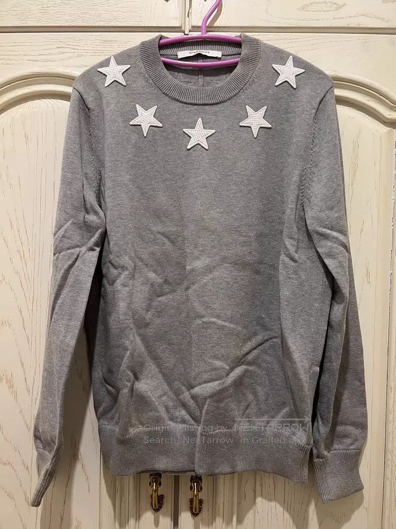 Givenchy Givenchy Gray Star Knit Sweater Size US M / EU 48-50 / 2 - 1 Thumbnail