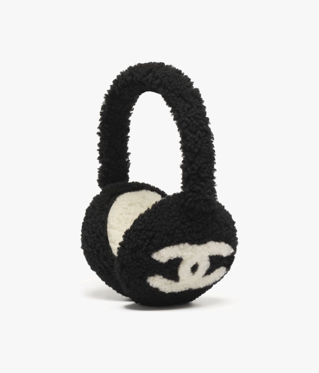 Chanel Unisex Chanel Shearling Ear Muffs Size ONE SIZE - 1 Thumbnail