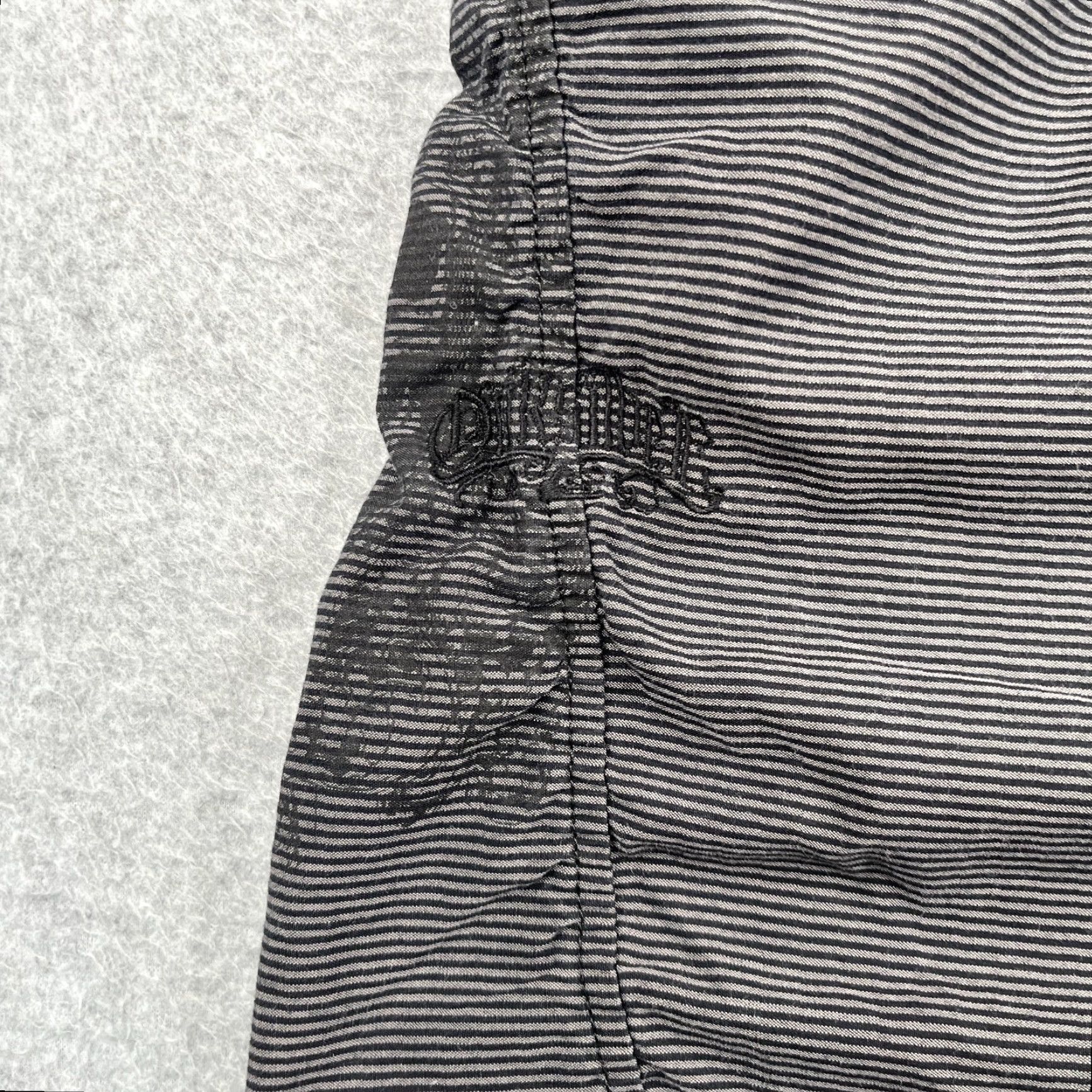 Quiksilver Quiksilver Shirt XL Gray Striped Pocket Button-Up Short Sleeve Mens Size US XL / EU 56 / 4 - 5 Thumbnail
