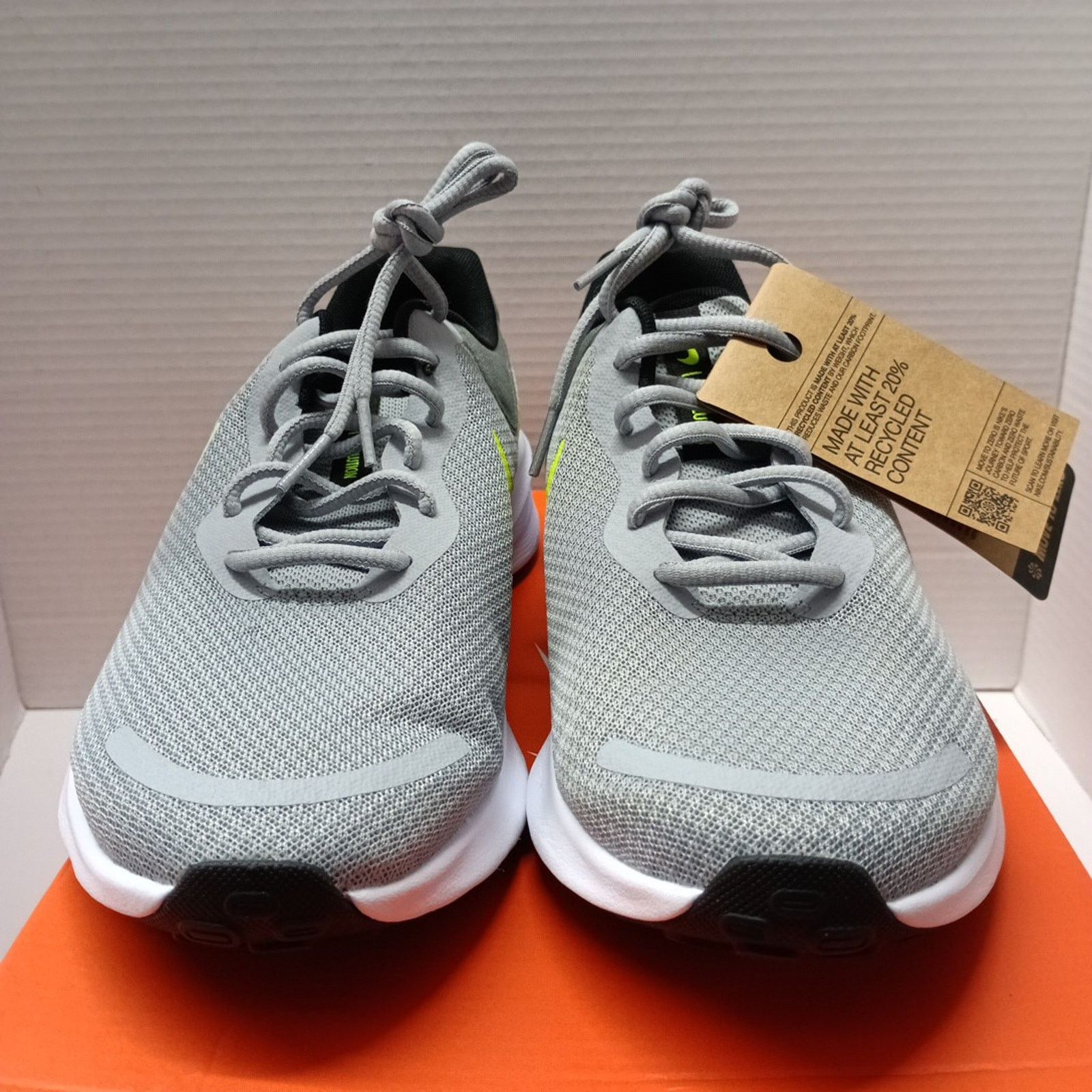 Nike Nike Revolution 7 Wolf Grey Volt Running Shoes Men’s Size 10 Size US 10 / EU 43 - 2 Thumbnail