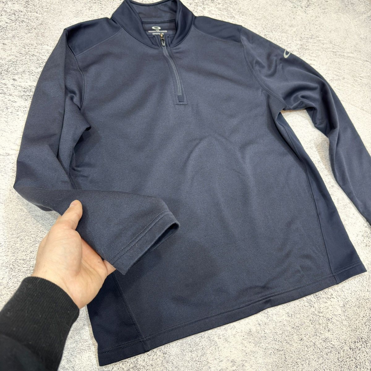Oakley Oakley Mens Navy 1/3zip Pullover L size Size US L / EU 52-54 / 3 - 2 Thumbnail