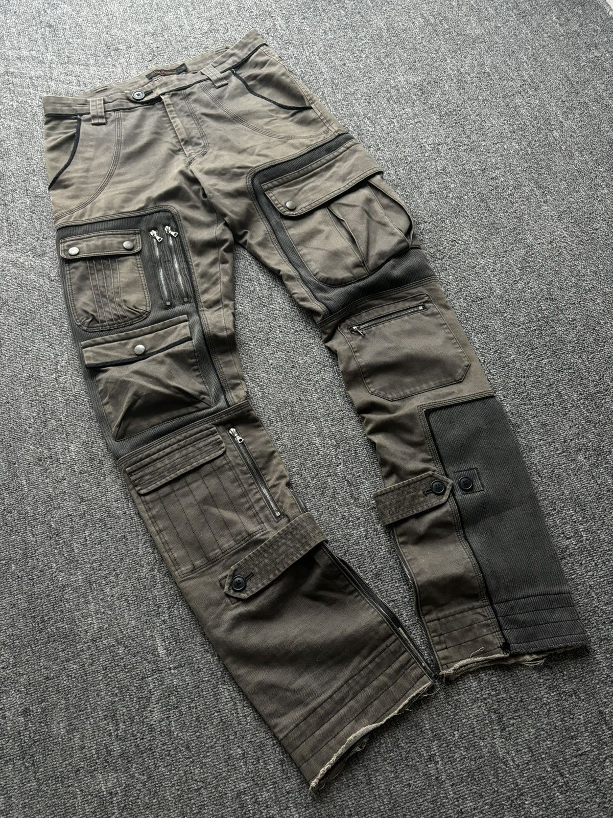 Undercoverism for rebels 2004 archived cargo pants