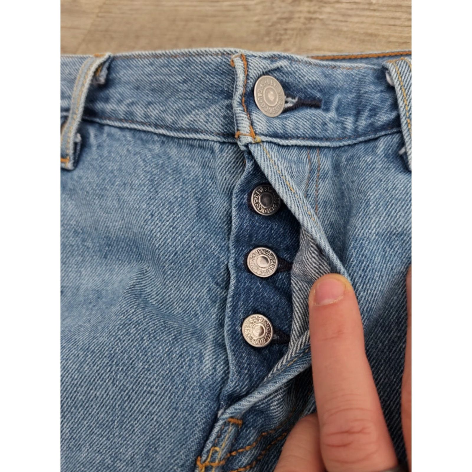 Levi's VINTAGE Levi's 501 CT Jeans Women 35x28 Button Fly Distressed Blue Jeans Regular Fit 5-Pocket Denim Spirit: Biker Grunge Mens Size 24" / US 00 / IT 34 - 6 Thumbnail