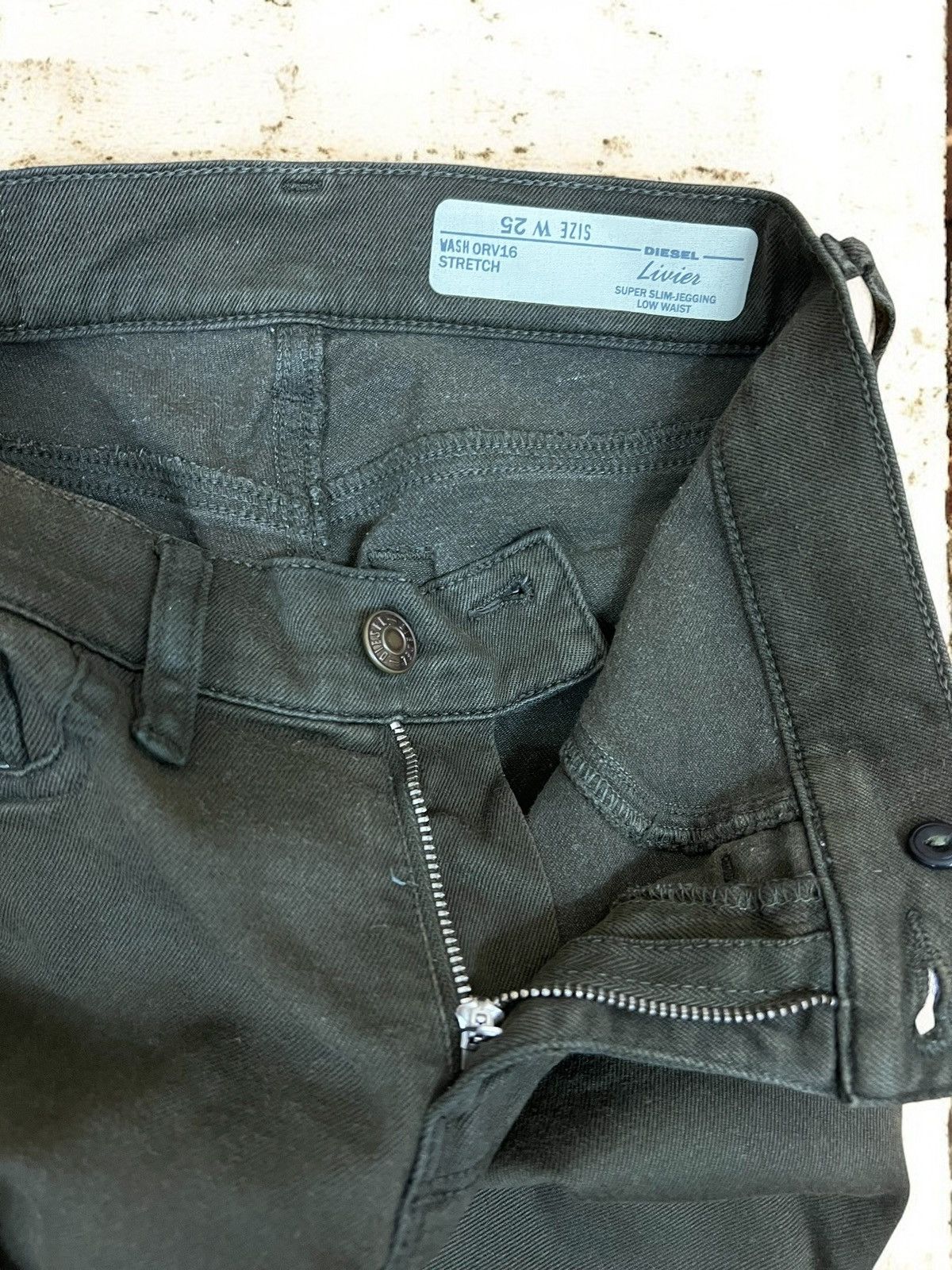 Diesel Diesel Livier Super Slim Jeggins Low Waist size W25 Size 25" / US 0 / IT 36 - 5 Thumbnail