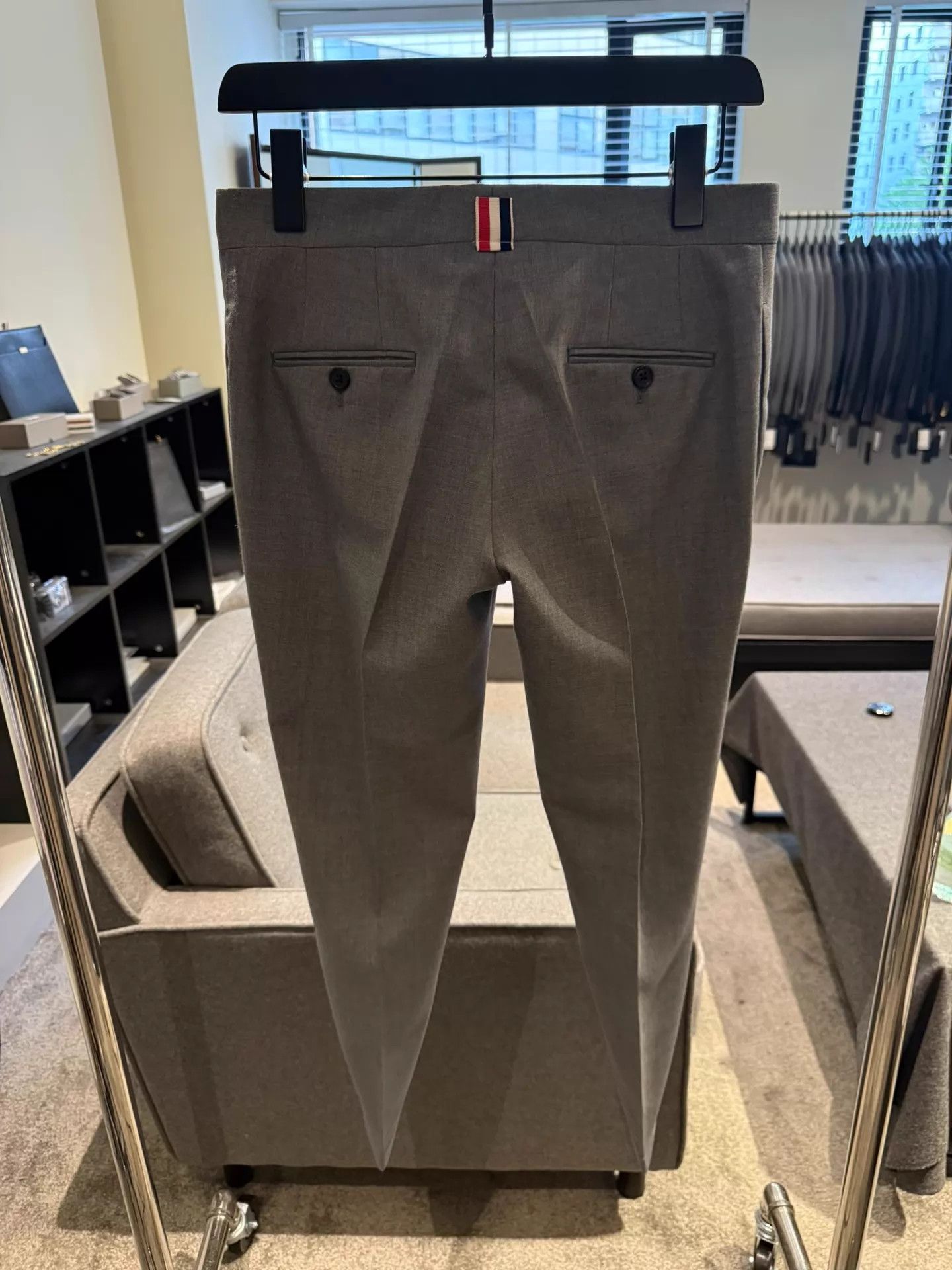 Thom Browne Thom Browne Women's Mid-Gray Wool Trousers Size 38 Size 26" / US 2 / IT 38 - 2 Thumbnail