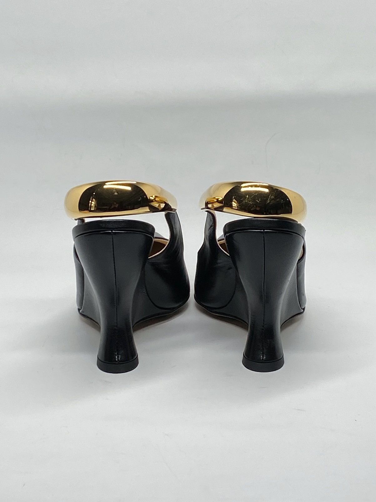 Bottega Veneta Bottega Veneta Punta 100 Leather Slingback Pumps size 37 Size US 7 / IT 37 - 9 Thumbnail