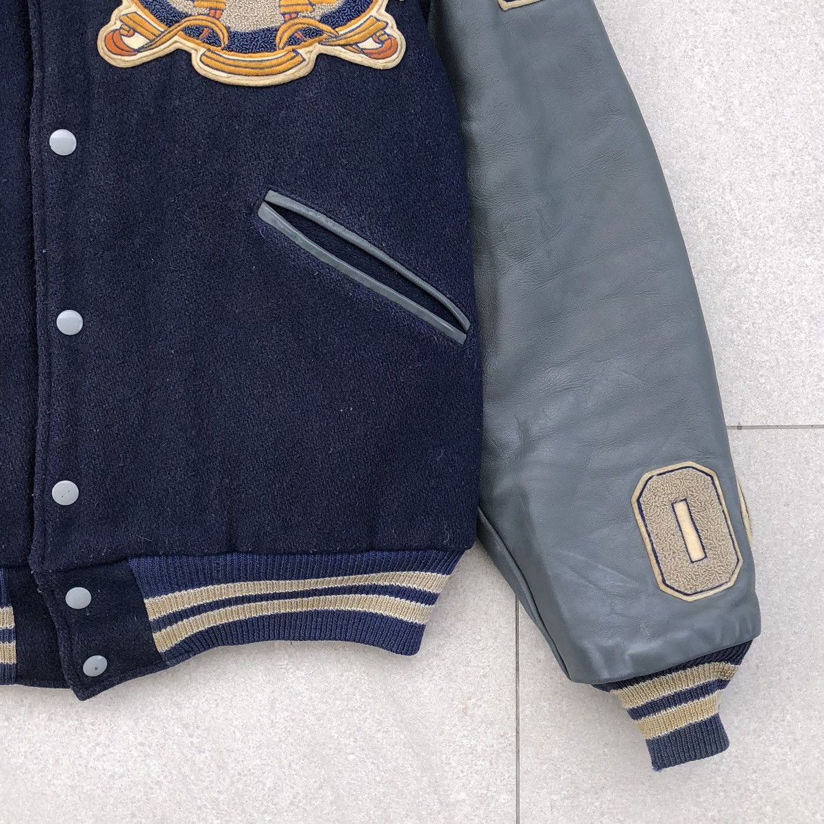 Vintage Vintage 80s Erratics Arse Embroidered Varsity Jacket Size US L / EU 52-54 / 3 - 9 Thumbnail