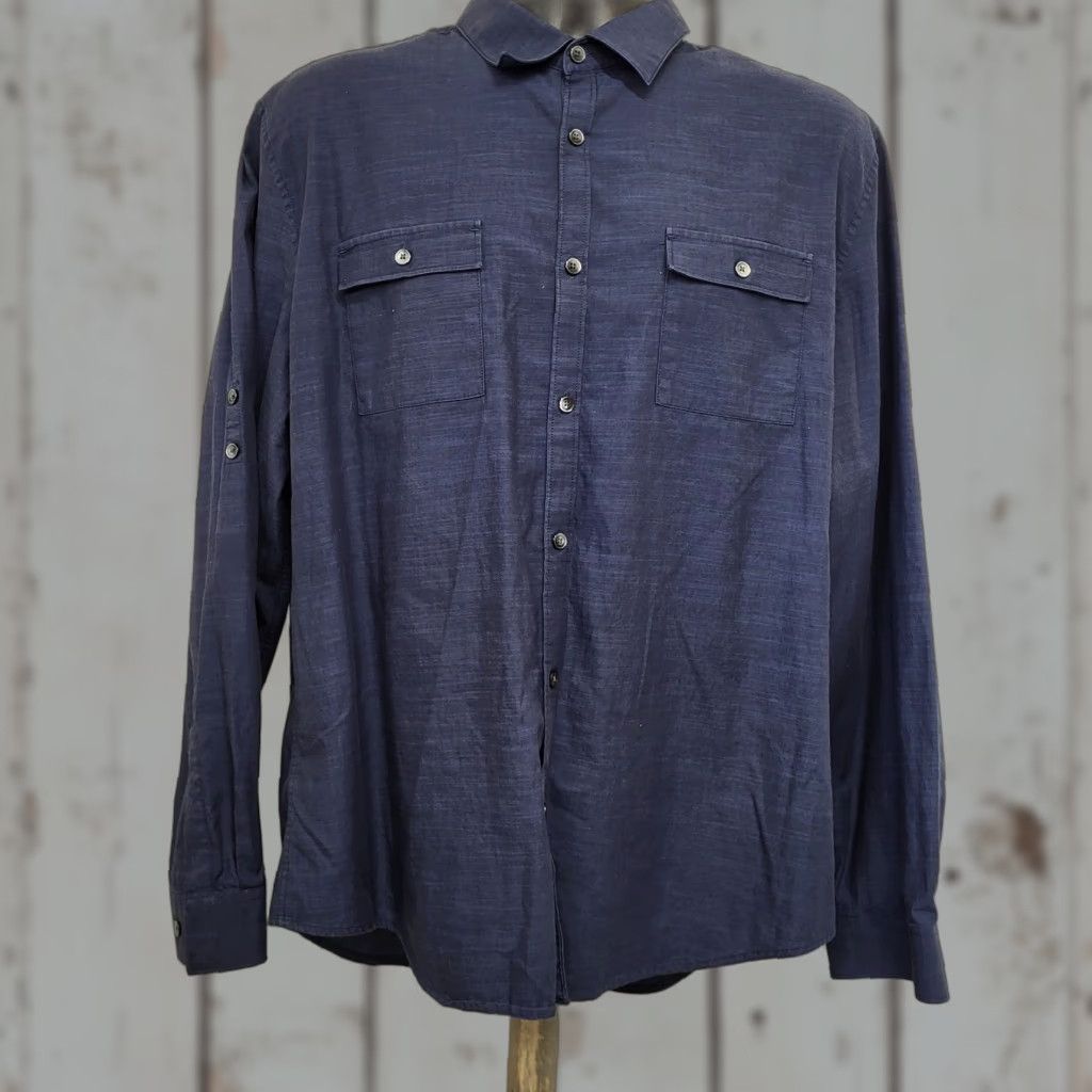 Calvin Klein Calvin Klein Shirt Men’s XL/TG Blue Slim Fit Two Front Pocket Button-Down 90s City Classic Designer Size US XL / EU 56 / 4 - 1 Thumbnail