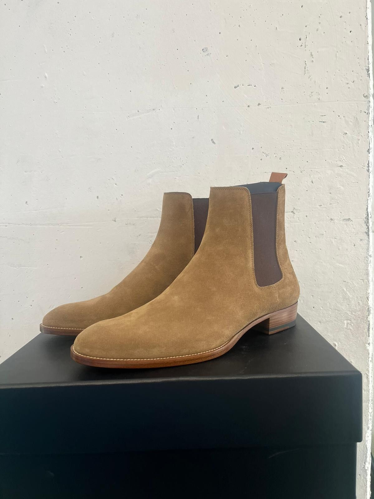 Saint Laurent Paris o1alsim1 Classic Wyatt Chelsea Boots in Brown Size US 11 / EU 44 - 2 Thumbnail