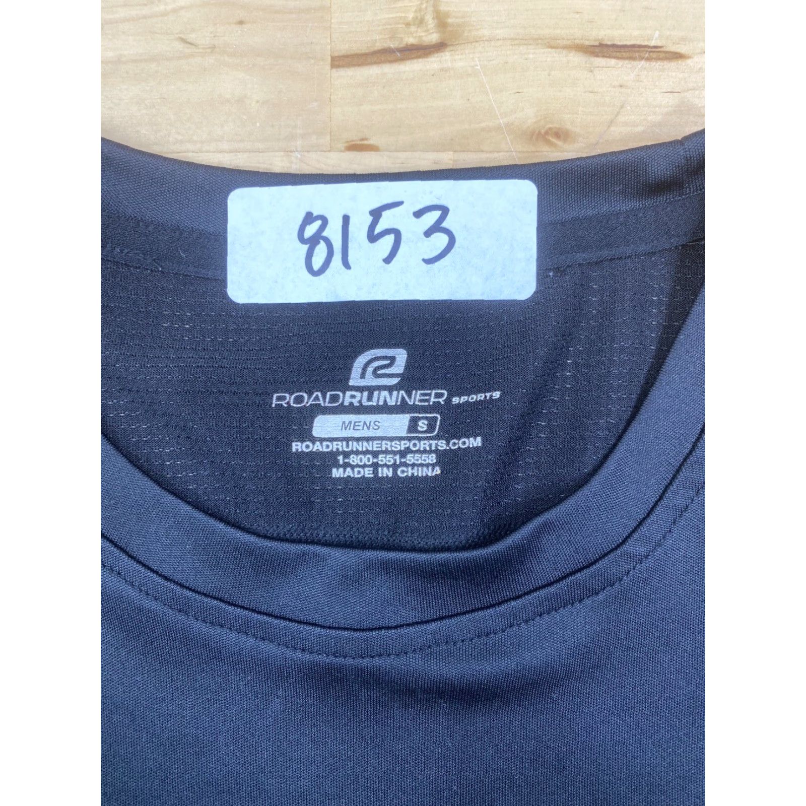 Vintage Roadrunner Sports Running Shirt Mens S Black Activewear Short Sleeve Pullover Crew Neck T-Shirt 8153 Size US S / EU 44-46 / 1 - 3 Thumbnail