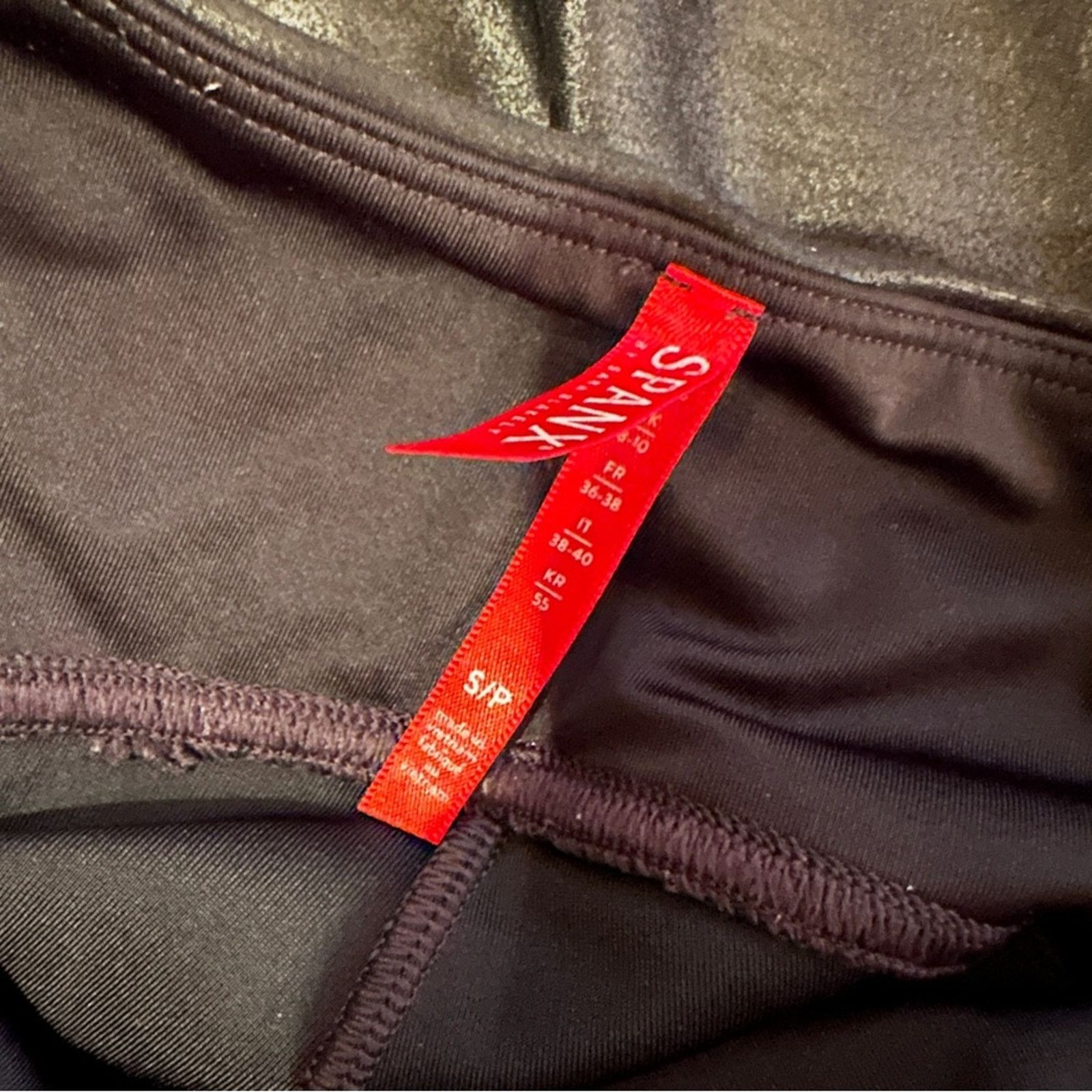 Spanx Spanx Black Faux Leather Moto Mid Rise Shaping Leggings Sz S Size 22" - 6 Thumbnail