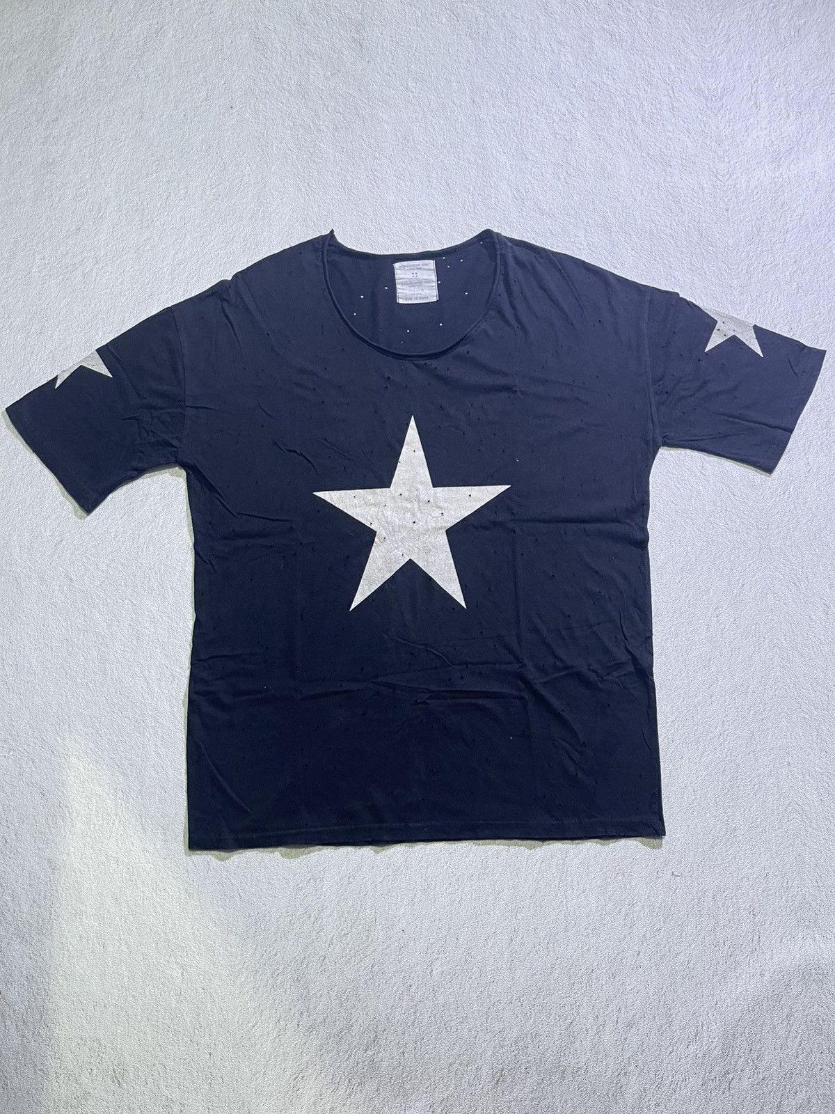 Hysteric Glamour Y2K NATURAL VINTAGE short t-shirt with small hole motif Size US L / EU 52-54 / 3 - 1 Thumbnail