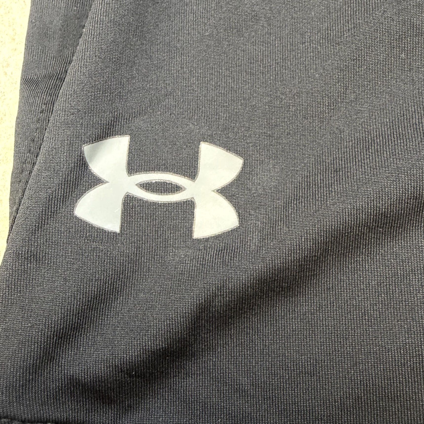 Under Armour Under Armour Shorts Mens Large Black Drive Lion Logo Athletic Training Gym Size US 33 - 4 Thumbnail