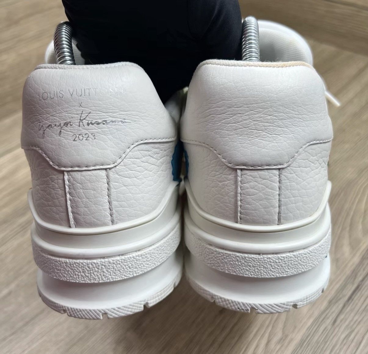 Louis Vuitton Louis Vuitton Yayoi Kusama Trainer Sunflower Sneakers J41 Size US 8 / EU 41 - 5 Thumbnail