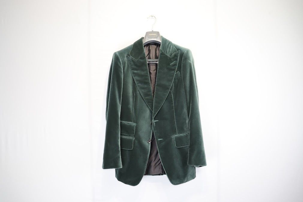 image of Tom Ford O1Rshd Atticus Velvet Blazer In Green, Men's (Size Small)