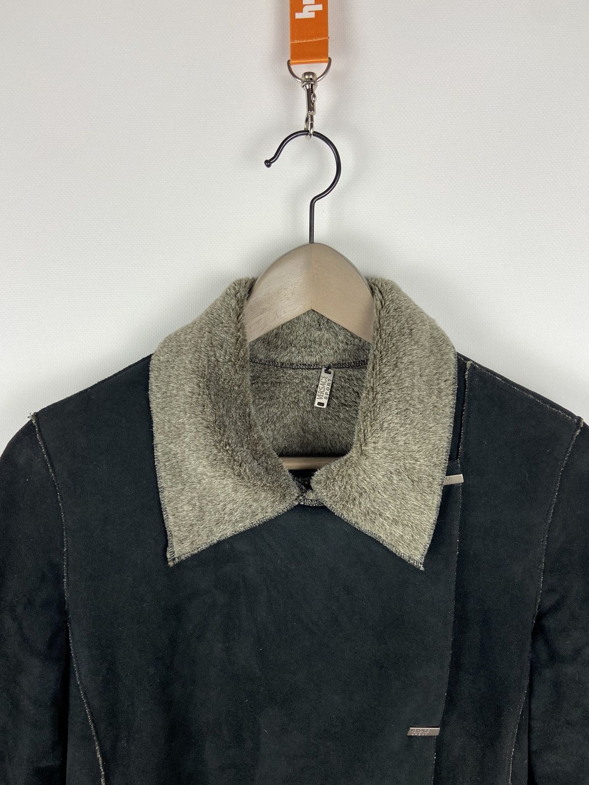 Vintage Vintage Versace Sport Black Micro Suede Faux Fur Lined Coat Size S / US 4 / IT 40 - 3 Thumbnail