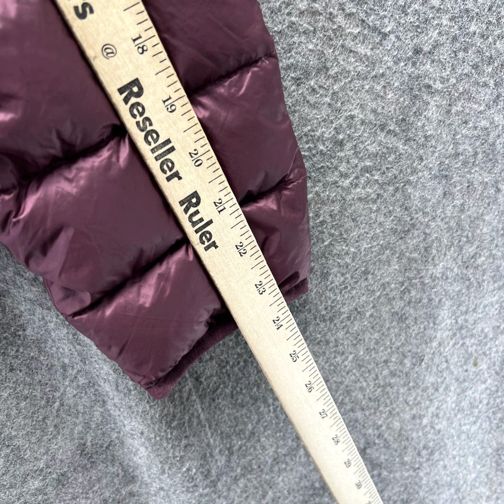 Abercrombie & Fitch Abercrombie & Fitch Jacket Women Small Burgundy Full Zip Puffer Down Size S / US 4 / IT 40 - 6 Thumbnail