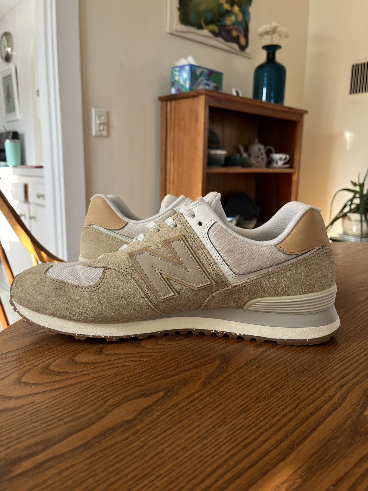 New Balance New Balance 574 Beige Size US 12 / EU 45 - 12 Thumbnail