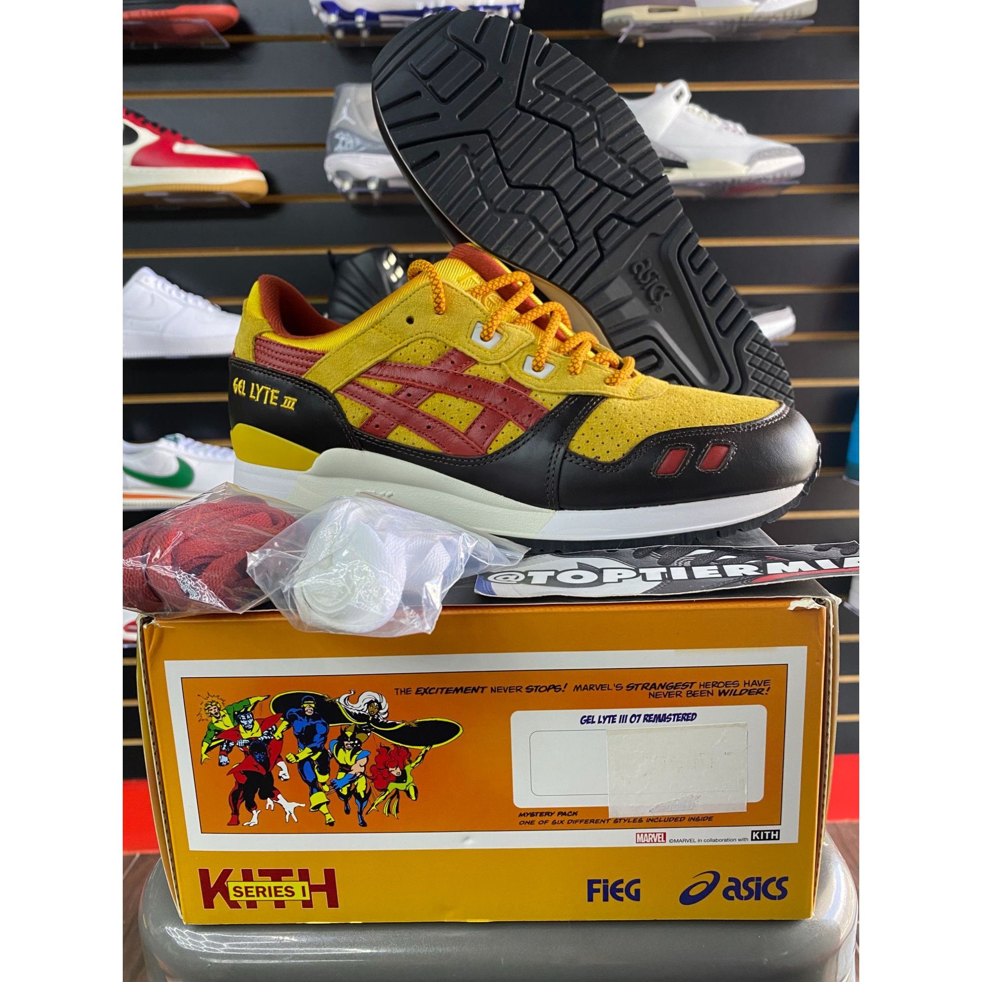 Asics ASICS GEL LYTE 3 X KITH X MARVEL REMASTERD WOLVERINE 1980 SZ Size US 9 / EU 42 - 1 Thumbnail