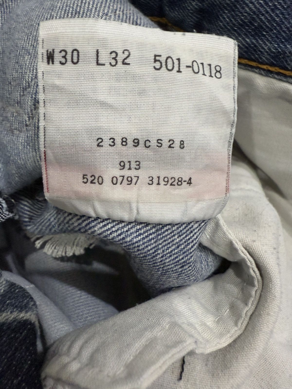 Levi's VINTAGE 90s LEVI’S 501 DISTRESSED JEANS Size US 30 / EU 46 - 12 Thumbnail