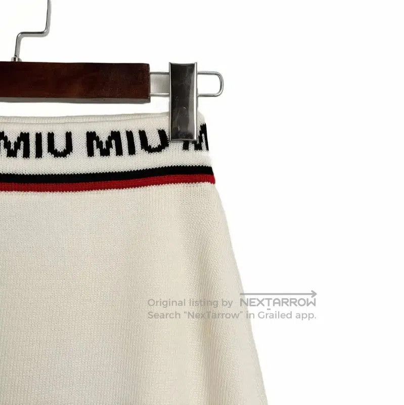 Miu Miu Miu Miu Beige Women's Knit Skirt . Size 23" - 3 Thumbnail