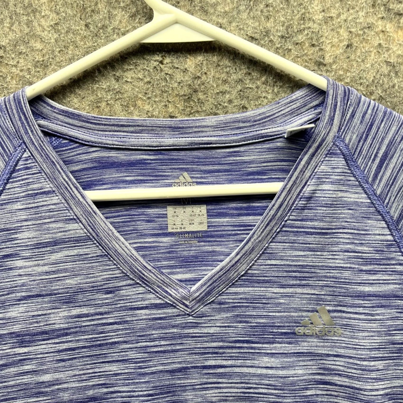 Adidas VINTAGE Adidas Shirt Women Medium Heather Blue V Neck Climalite Knit Polyester Short Sleeve Casual Basic All Seasons Women Size M Size M / US 6-8 / IT 42-44 - 5 Thumbnail