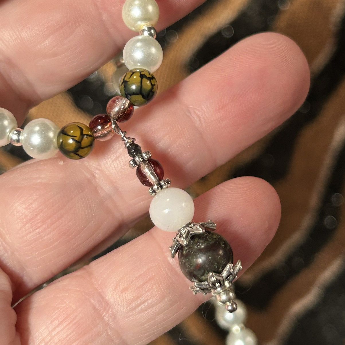 Handmade Handcrafted elegant serpentine dragon vein quartz necklace Size ONE SIZE - 5 Thumbnail