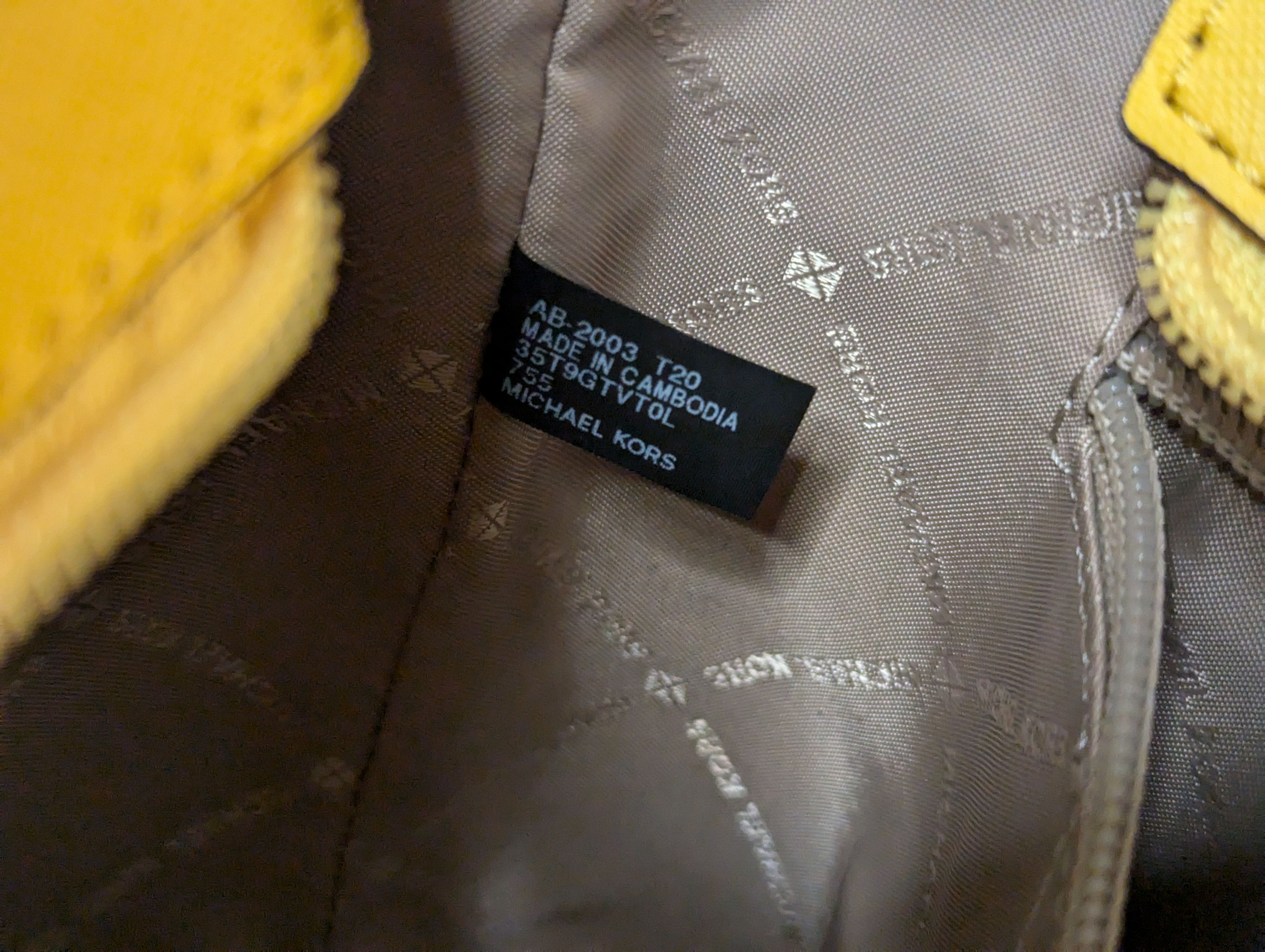 Michael Kors Michael Kors Jet Set Travel Carryall Convertible Tote Leathe Size ONE SIZE - 6 Thumbnail