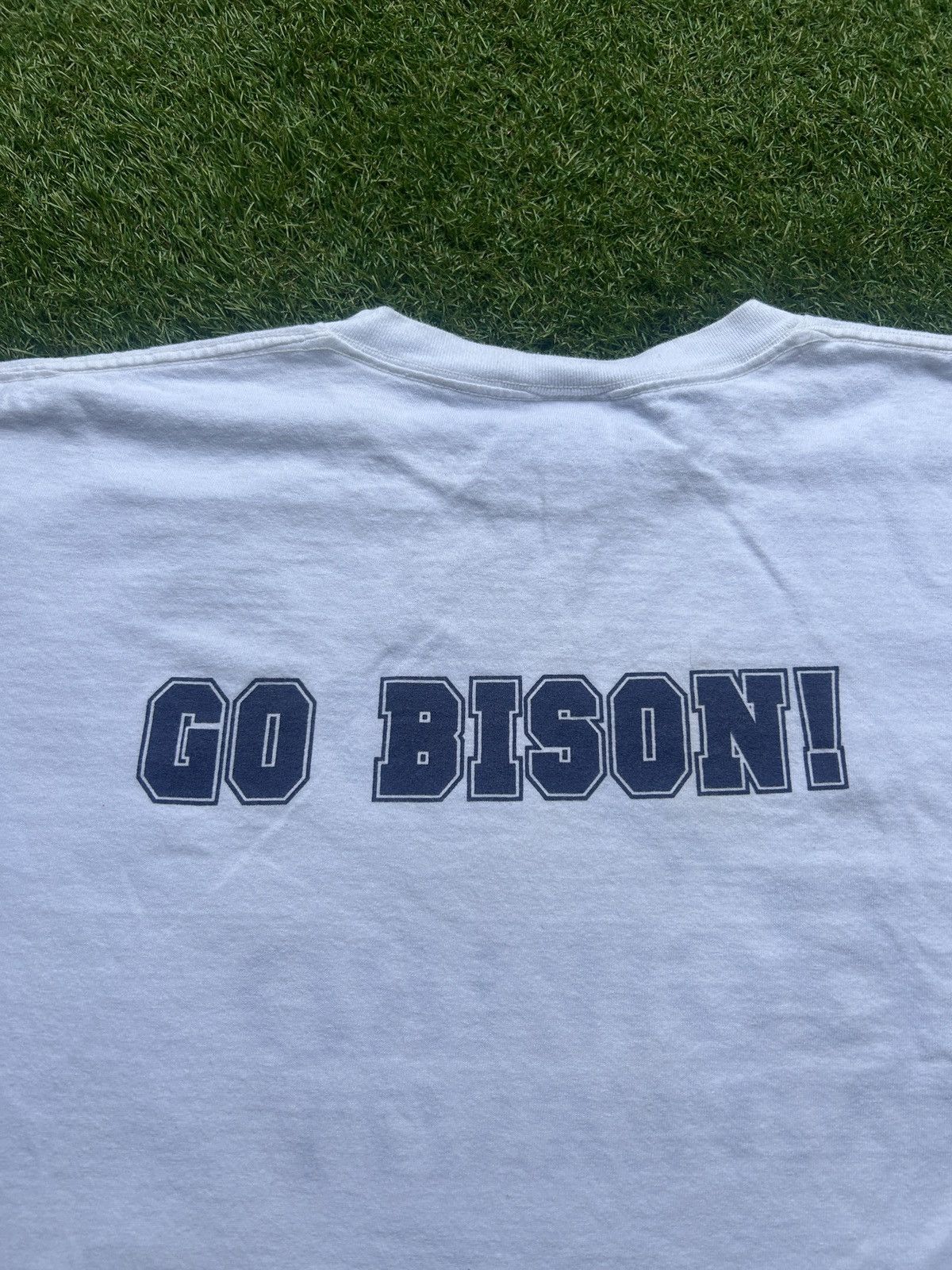 Vintage Vintage 90s Howard University Bison Go Bison T-Shirt. Size US XL / EU 56 / 4 - 5 Thumbnail