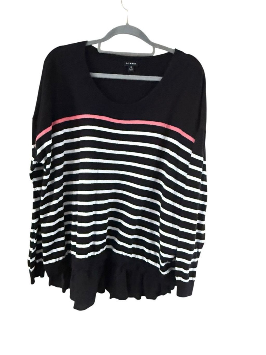 Torrid Women's TORRID Crew Neck Sweater 2X Black White Striped Size XXL / US 16-18 / IT 52-54 - 2 Thumbnail