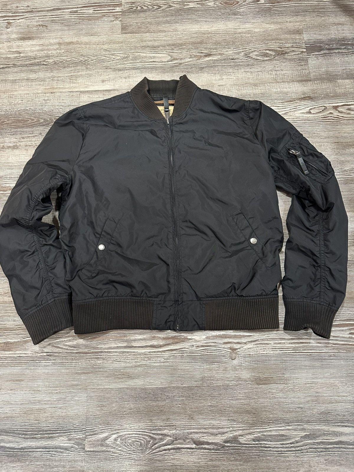 Alpha Industries × Vintage Vintage Alpha Industries Bomber Jacket Size L Size US L / EU 52-54 / 3 - 1 Thumbnail