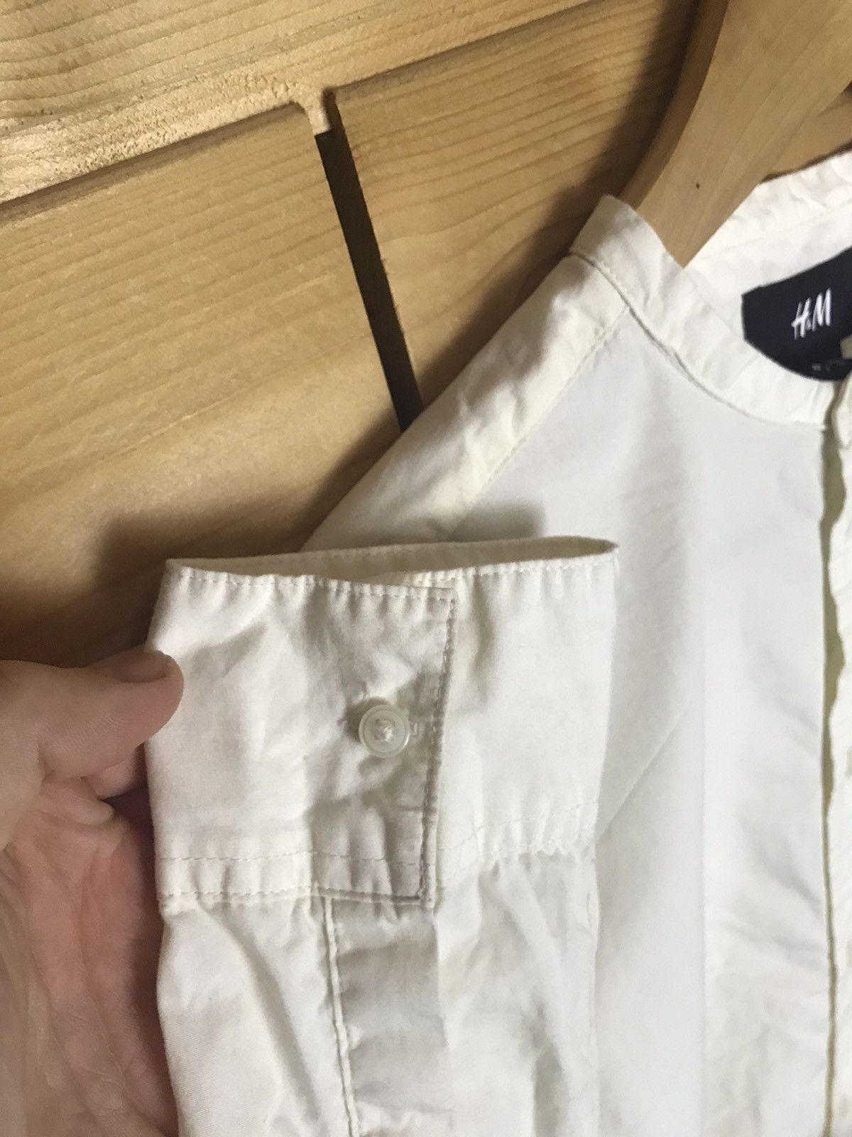The Weeknd XO x H&M shirt Size US M / EU 48-50 / 2 - 8 Thumbnail