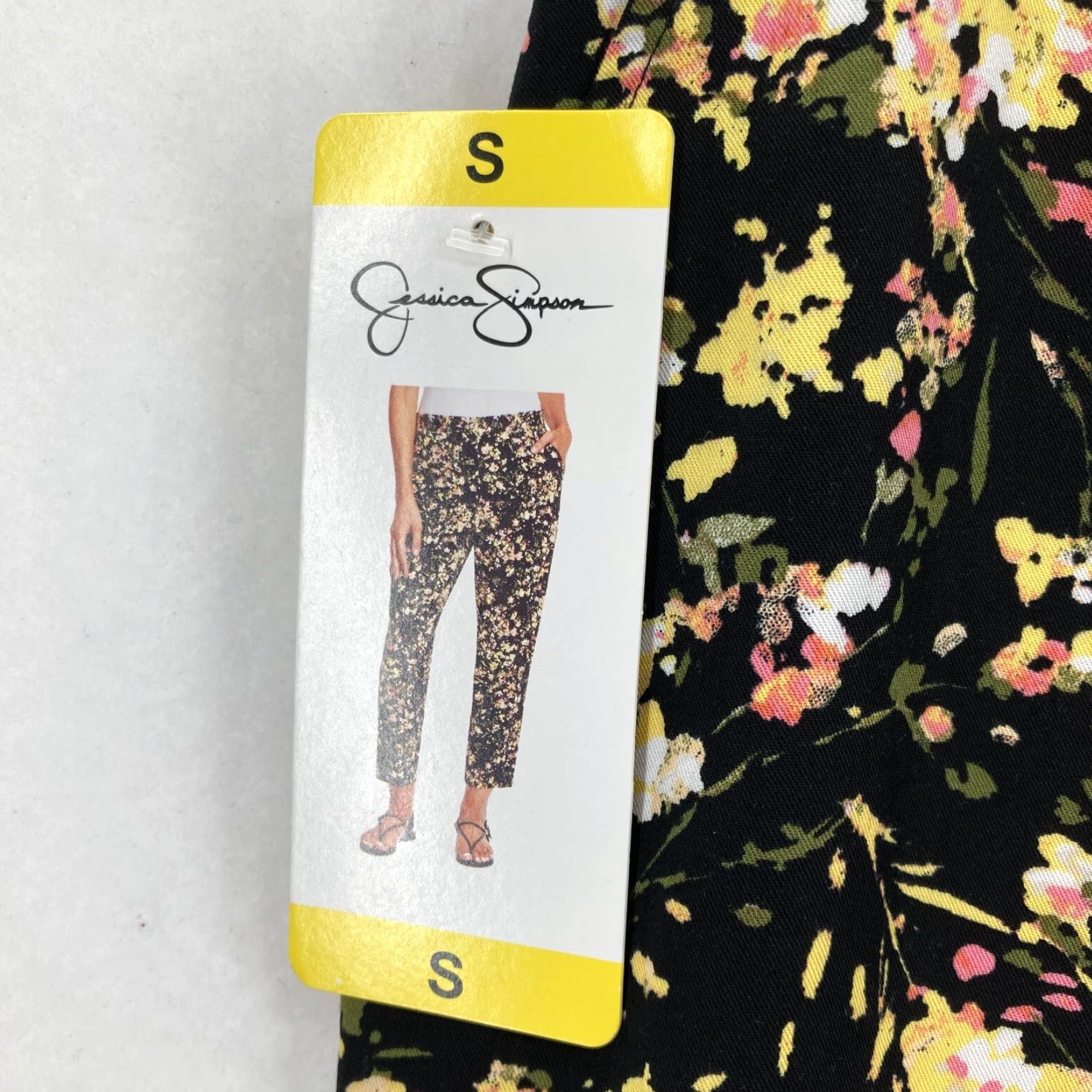 Jessica Simpson Jessica Simpson Ankle Pants Women's Small Black Floral Pull On Stretch Fabric S Regular Slim Straight Pockets Woven Lis Size 28" / US 6 / IT 42 - 4 Thumbnail