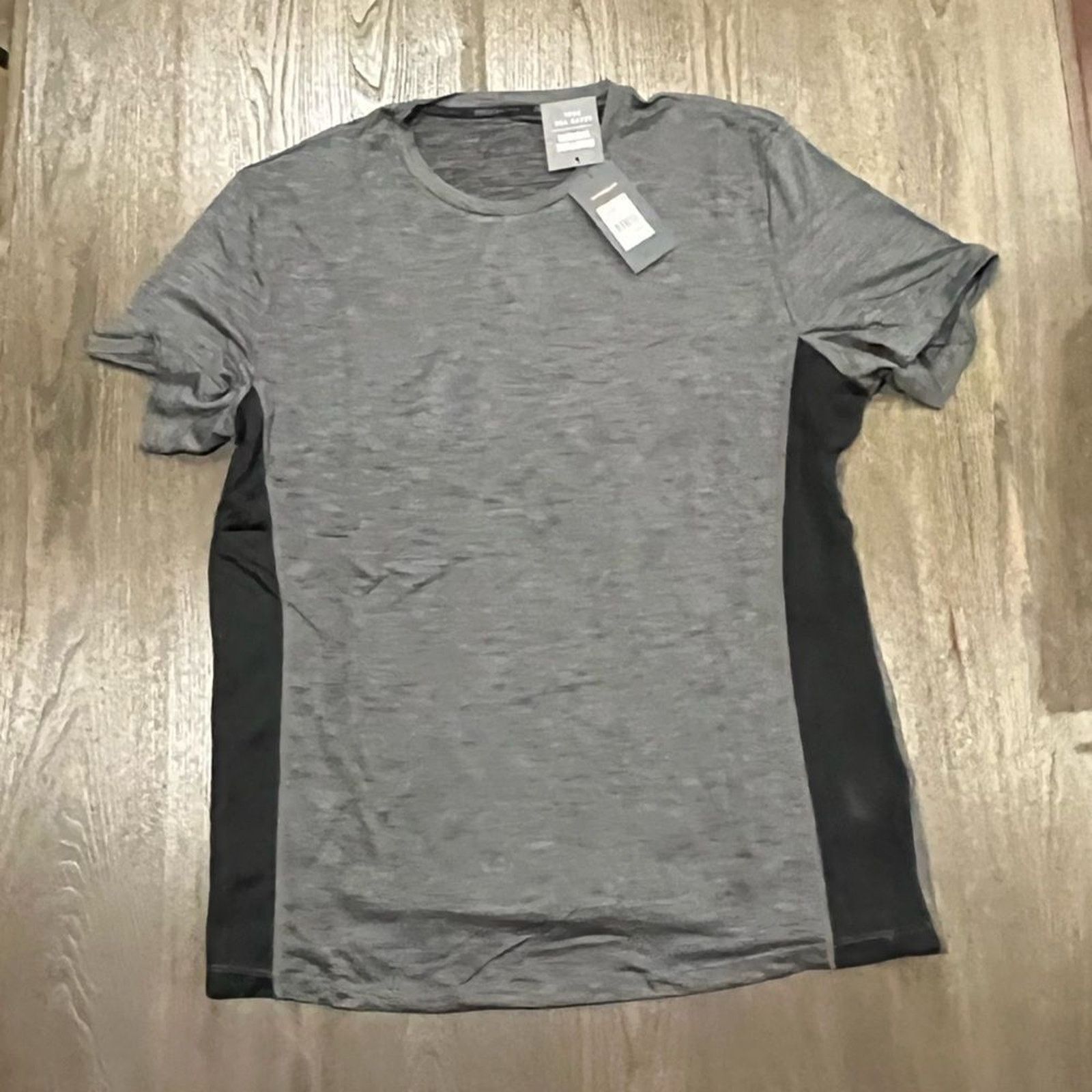 Vintage NWT Johnny Bigg Active Mesh Insert Tee Charcoal Size XL Size US XL / EU 56 / 4 - 1 Thumbnail