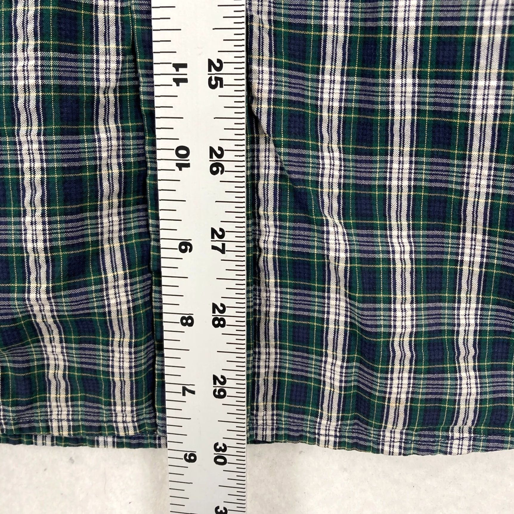 Vintage L.L. Bean Seersucker Button Up Shirt Mens Large Plaid Green Camp Shirt Size US L / EU 52-54 / 3 - 6 Thumbnail