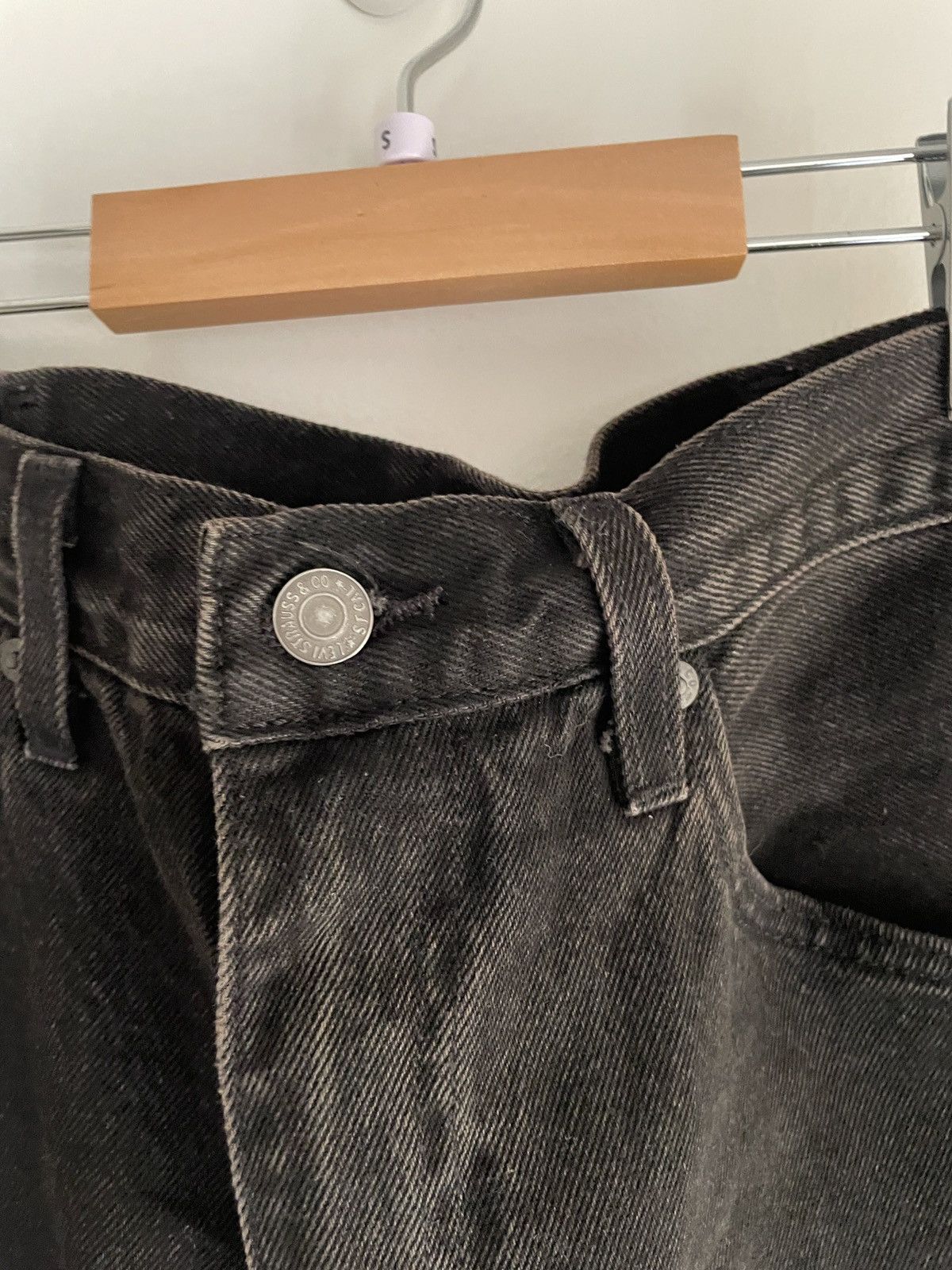 Levi's Levi 517 Black Slim Mid Rise Flared Denim Size US 31 - 6 Thumbnail