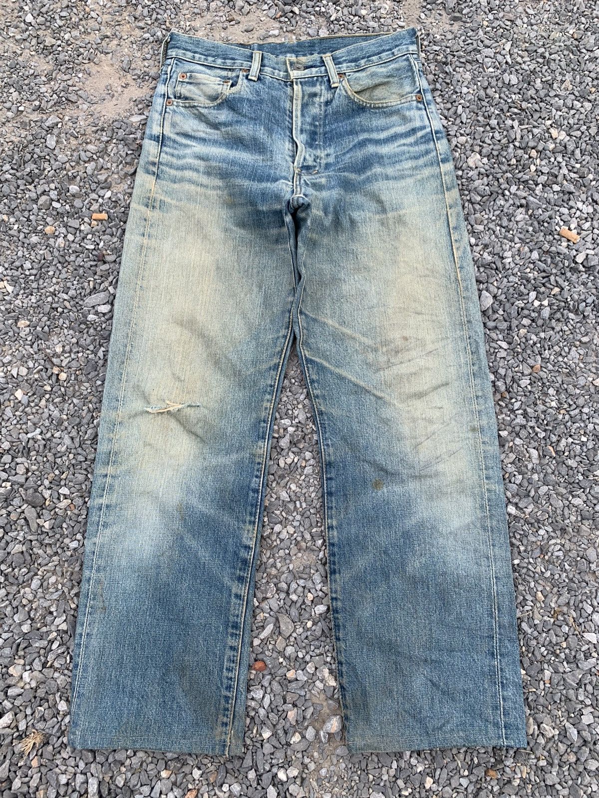 Levi's VINTAGE LEVIS 503BXX SELVEDGE BUTTON FLY DISTRESSED DENIM Size US 28 / EU 44 - 1 Thumbnail