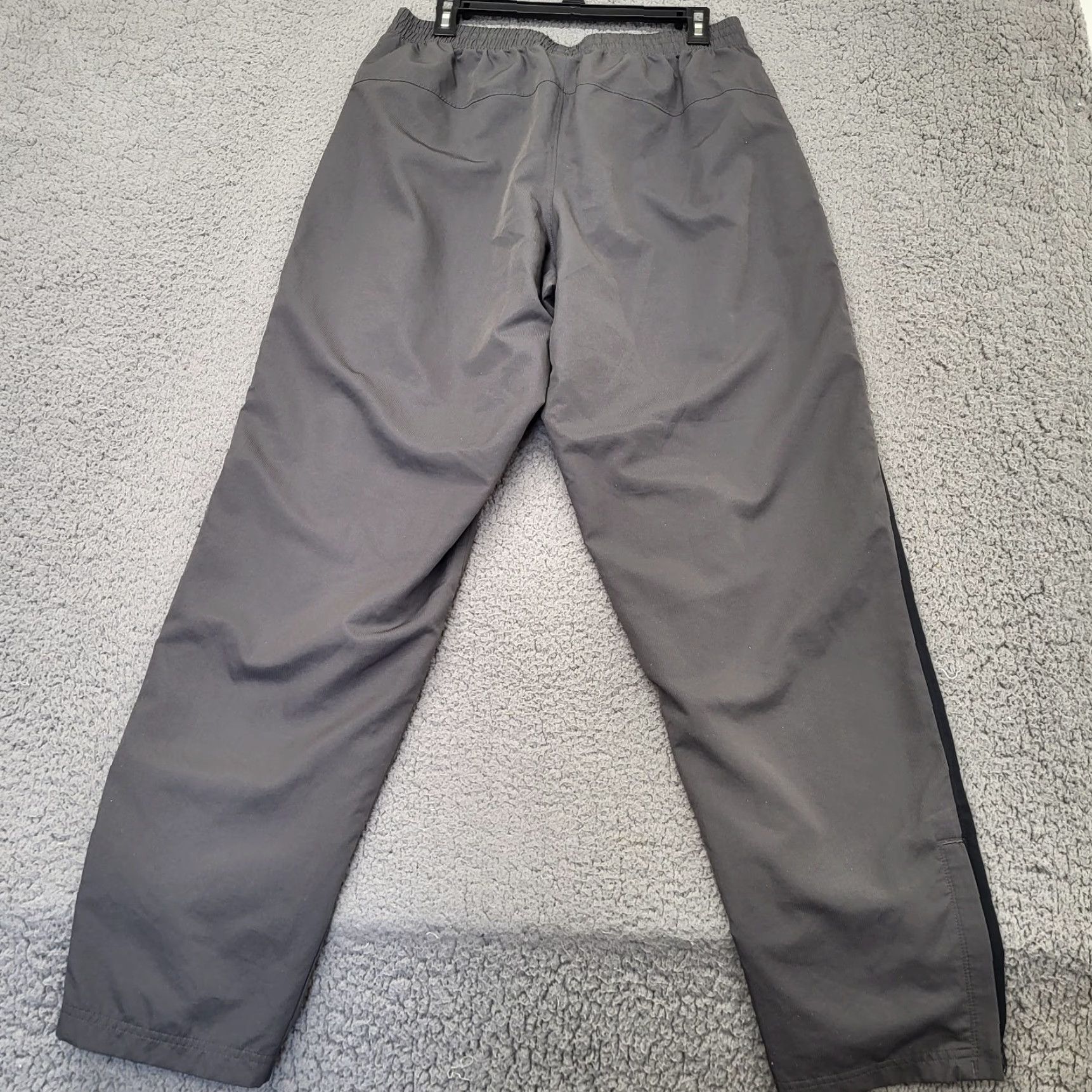 Under Armour Under Armour Mens Sweatpants Jogger Large Fitted Gray Black Stripe 30x32 Zip Leg Size US 33 - 2 Thumbnail