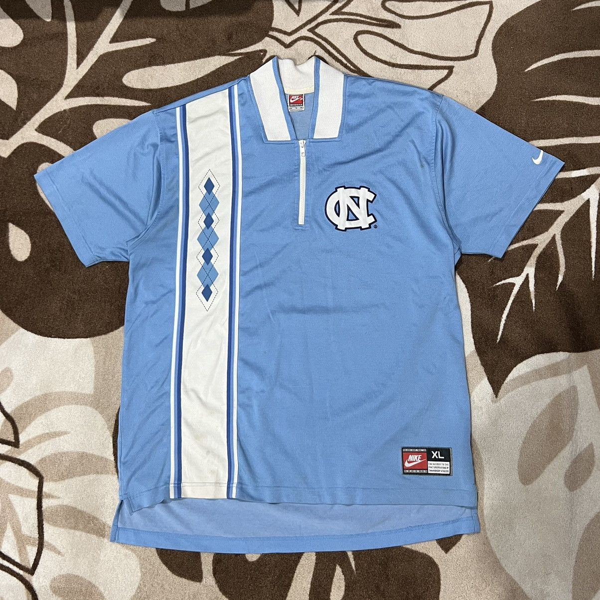 NBA Nike Team UNC VTG 90’s Warm Up Shooting Jersey Size US XL / EU 56 / 4 - 2 Thumbnail