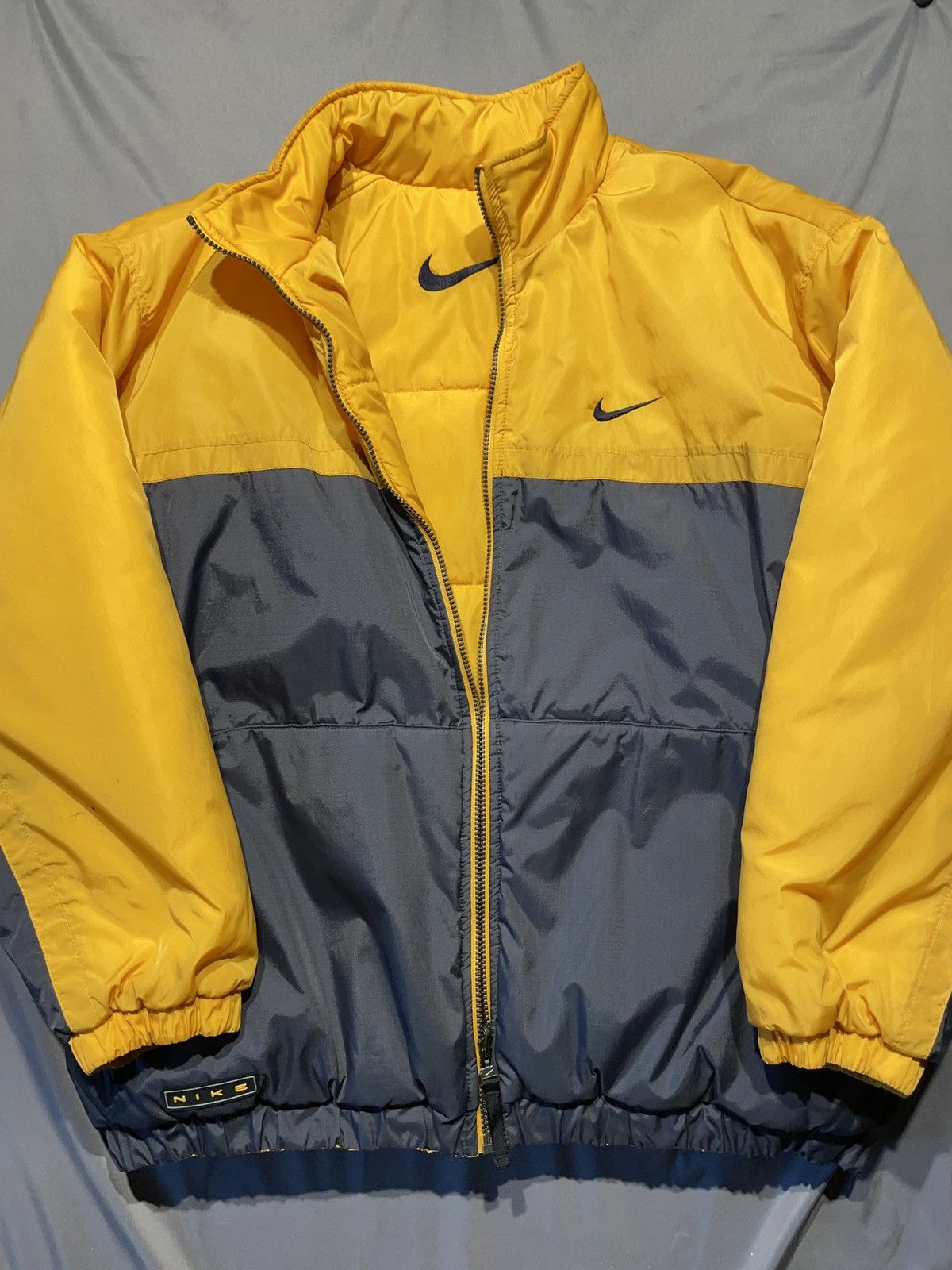 Vintage outlet 90s Michigan Wolverines rare Nike jacket coat