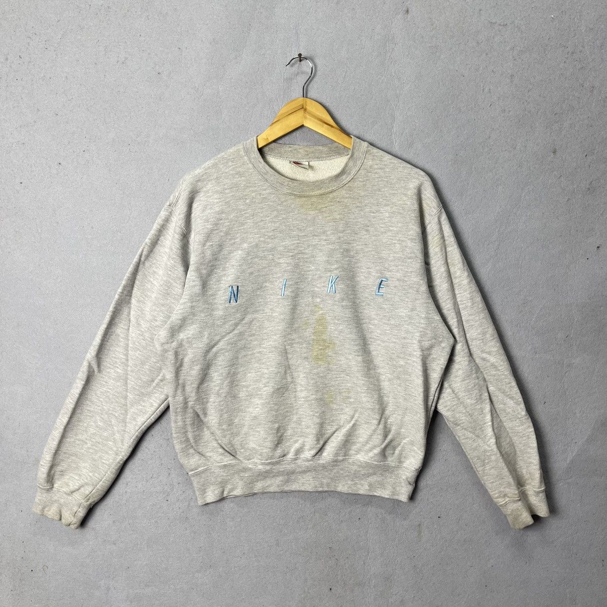 Nike 2000s Nike Spellout Embroidered Sweatshirt Size US M / EU 48-50 / 2 - 1 Thumbnail